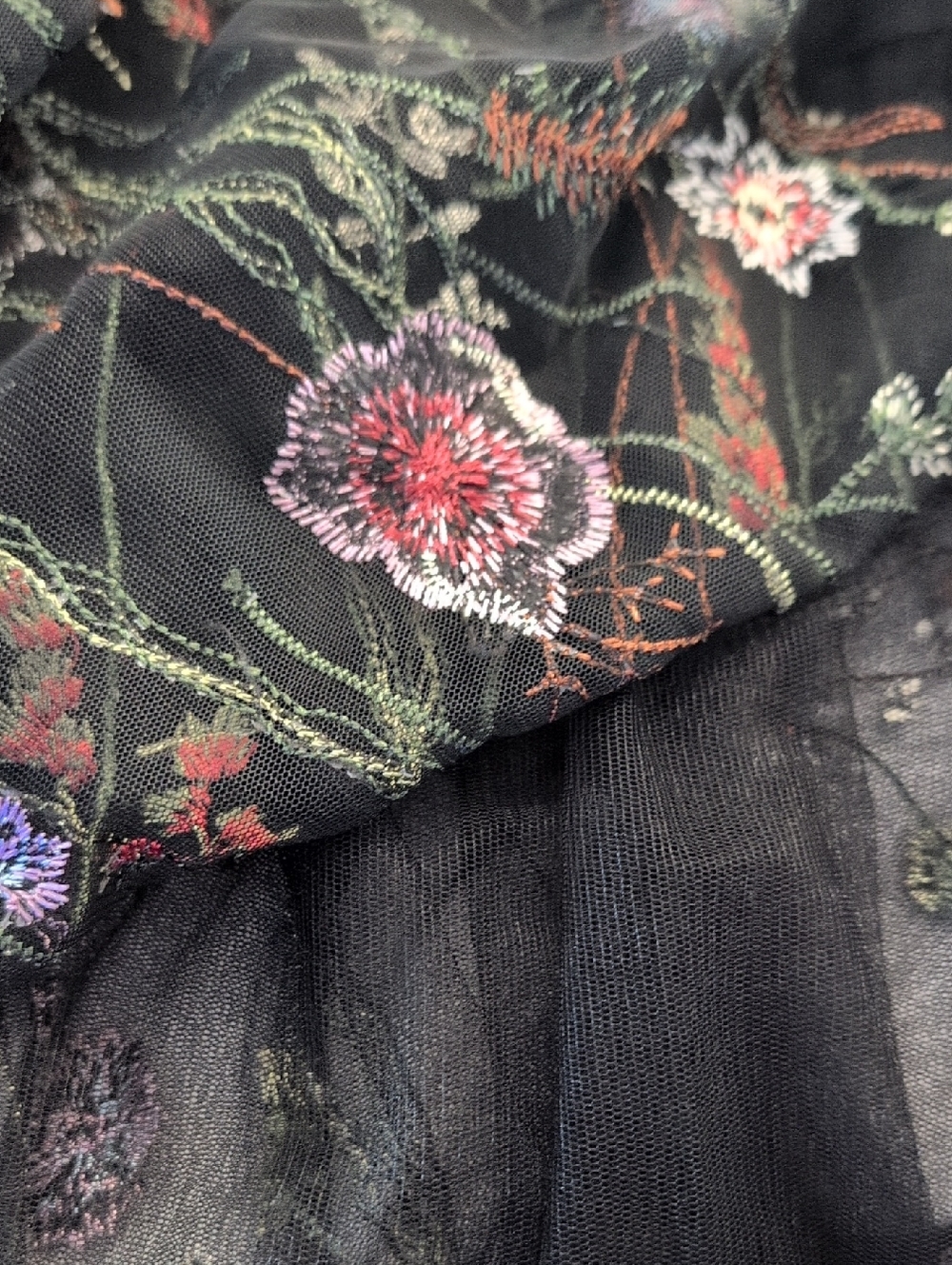 Mac Duggal Floral Embroidered Grown - Picture 9 of 10